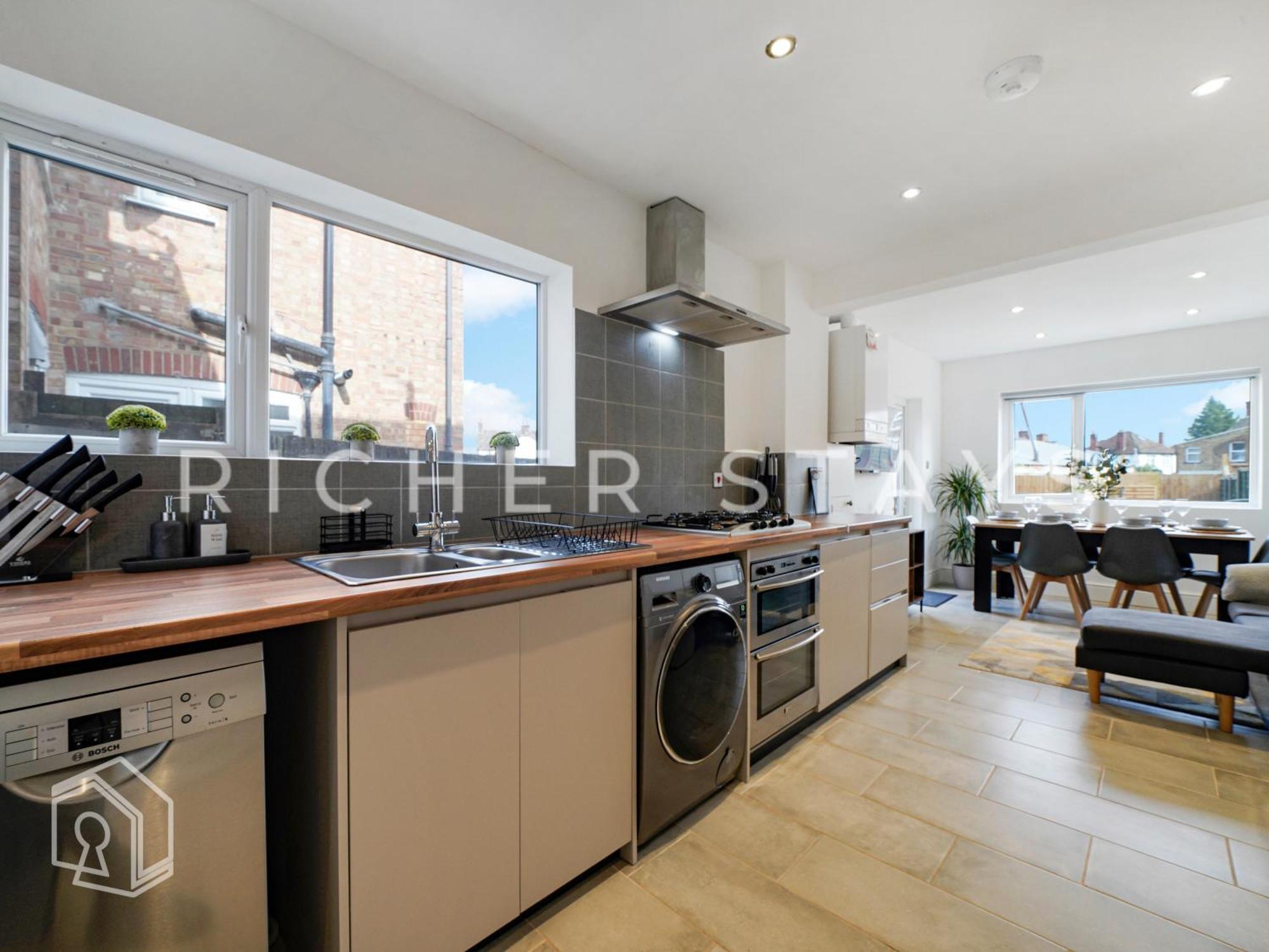 Watford Large 5Br Home - Contractors & Families Exterior foto